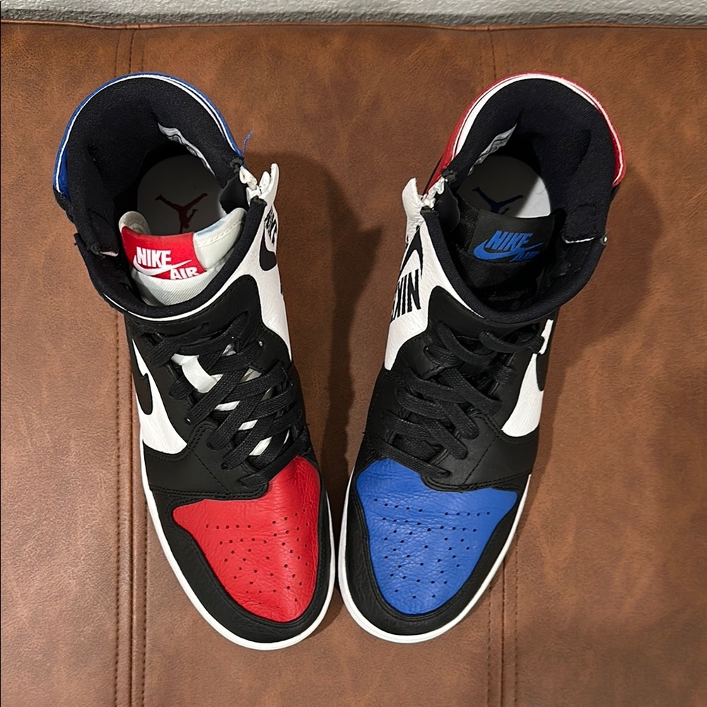 WMNS Jordan 1 Rebel
